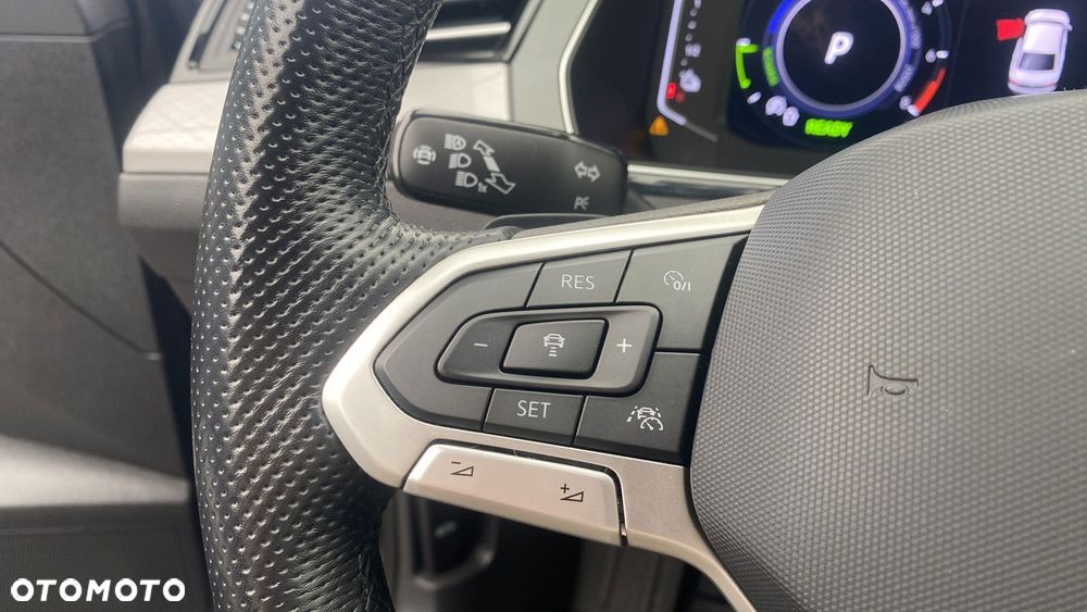 Volkswagen Passat 1.4 TSI Plug-In Hybrid GTE DSG - 24