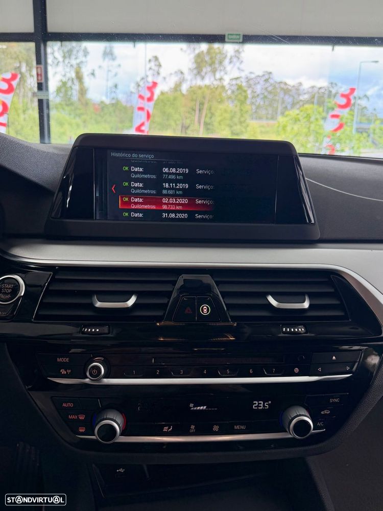 BMW 520 d Line Luxury - 12