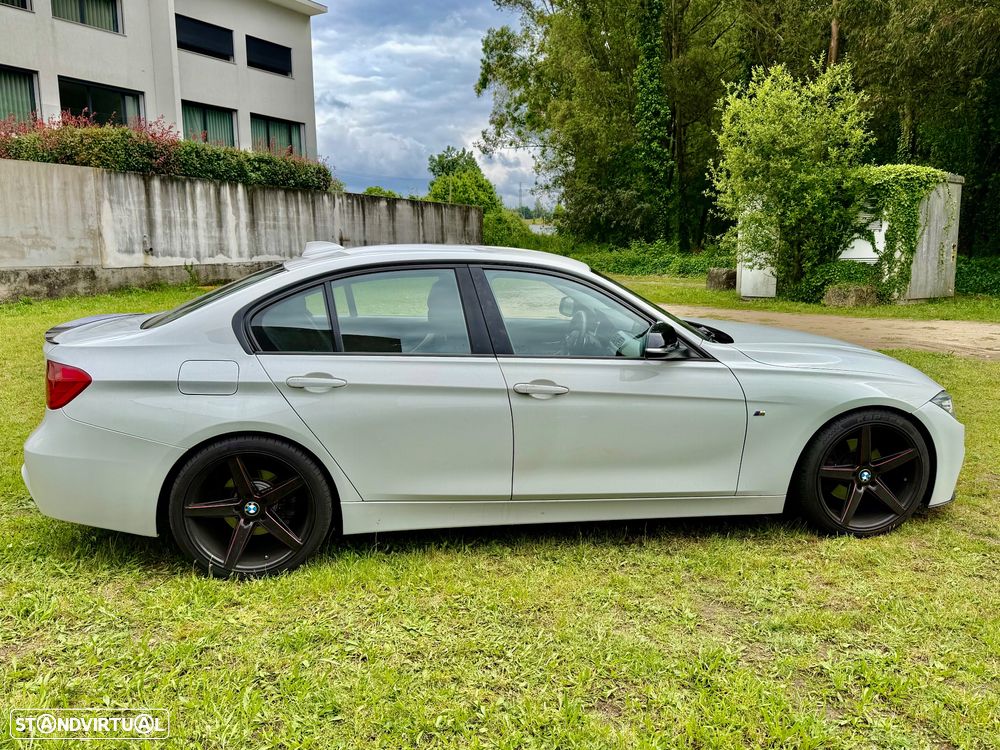 BMW 320 d Auto Pack M - 33