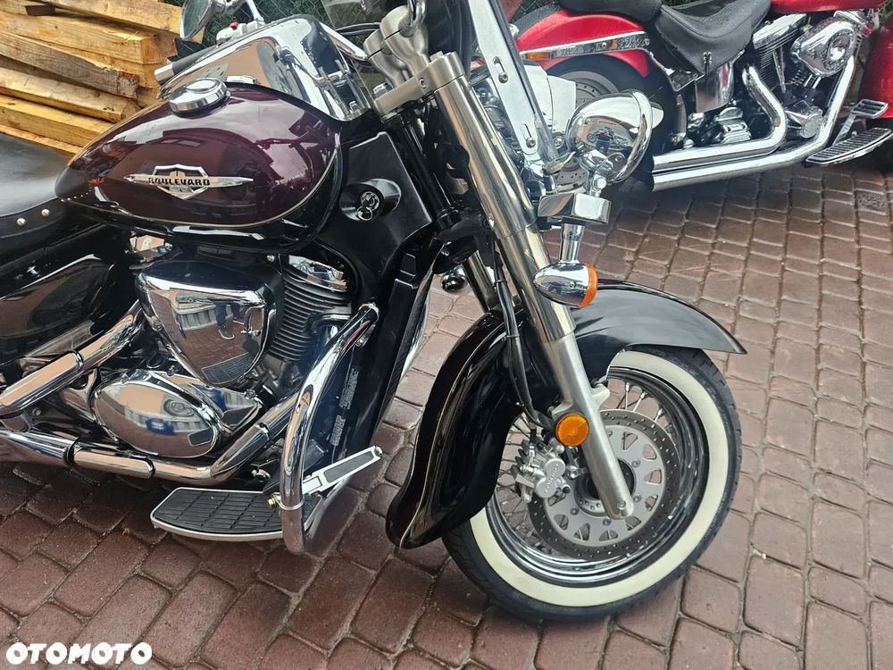 Suzuki VL 800 Volusia - Boulevard C50 - 11