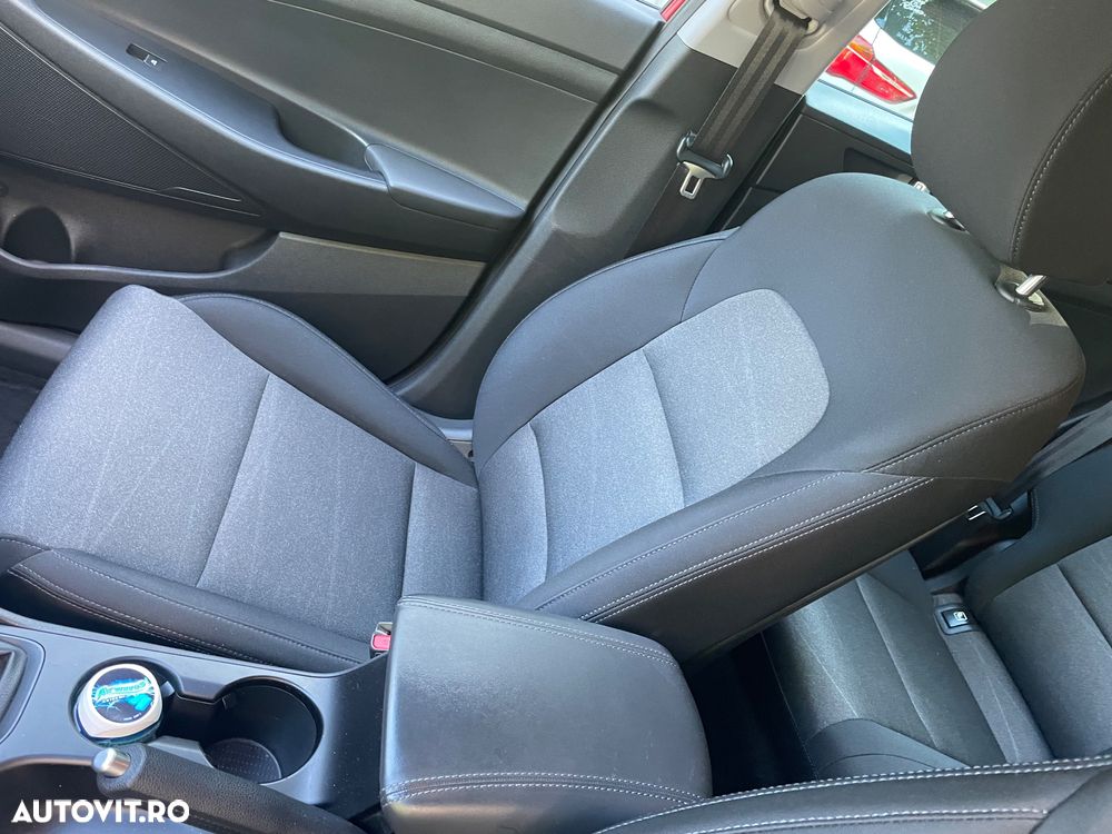 Hyundai Tucson 1.6 GDI 2WD 6MT Style - 13