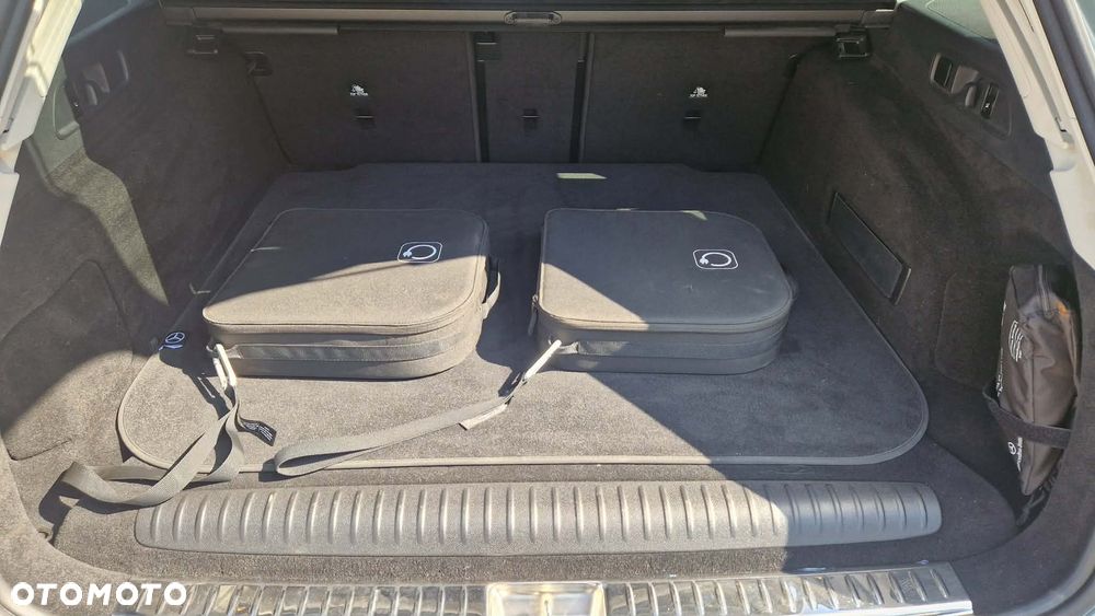 Mercedes-Benz Klasa E - 29