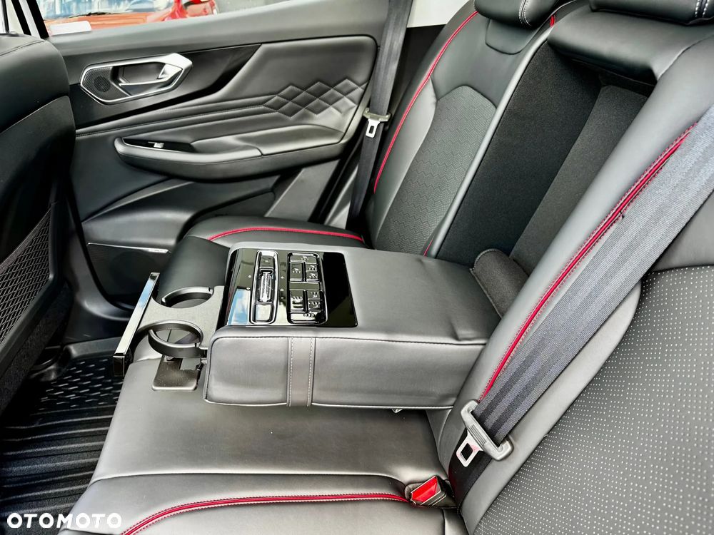 BAIC 7 1.5T Luxury DCT - 17