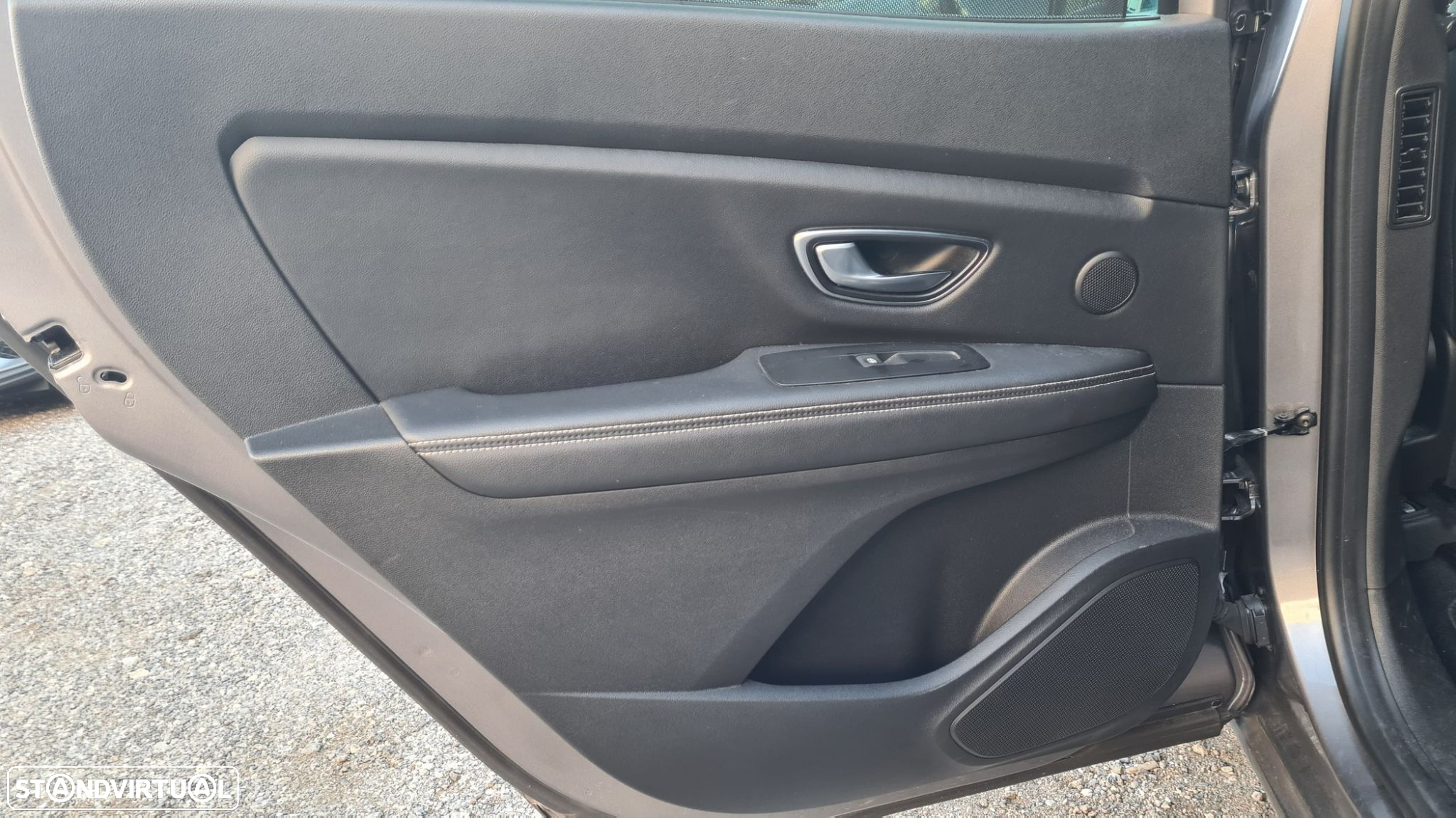 Renault Grand Scénic 1.6 dCi Bose Edition SS - 47