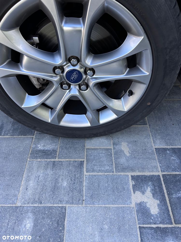 Ford Kuga 2.0 TDCi 2x4 Trend - 5