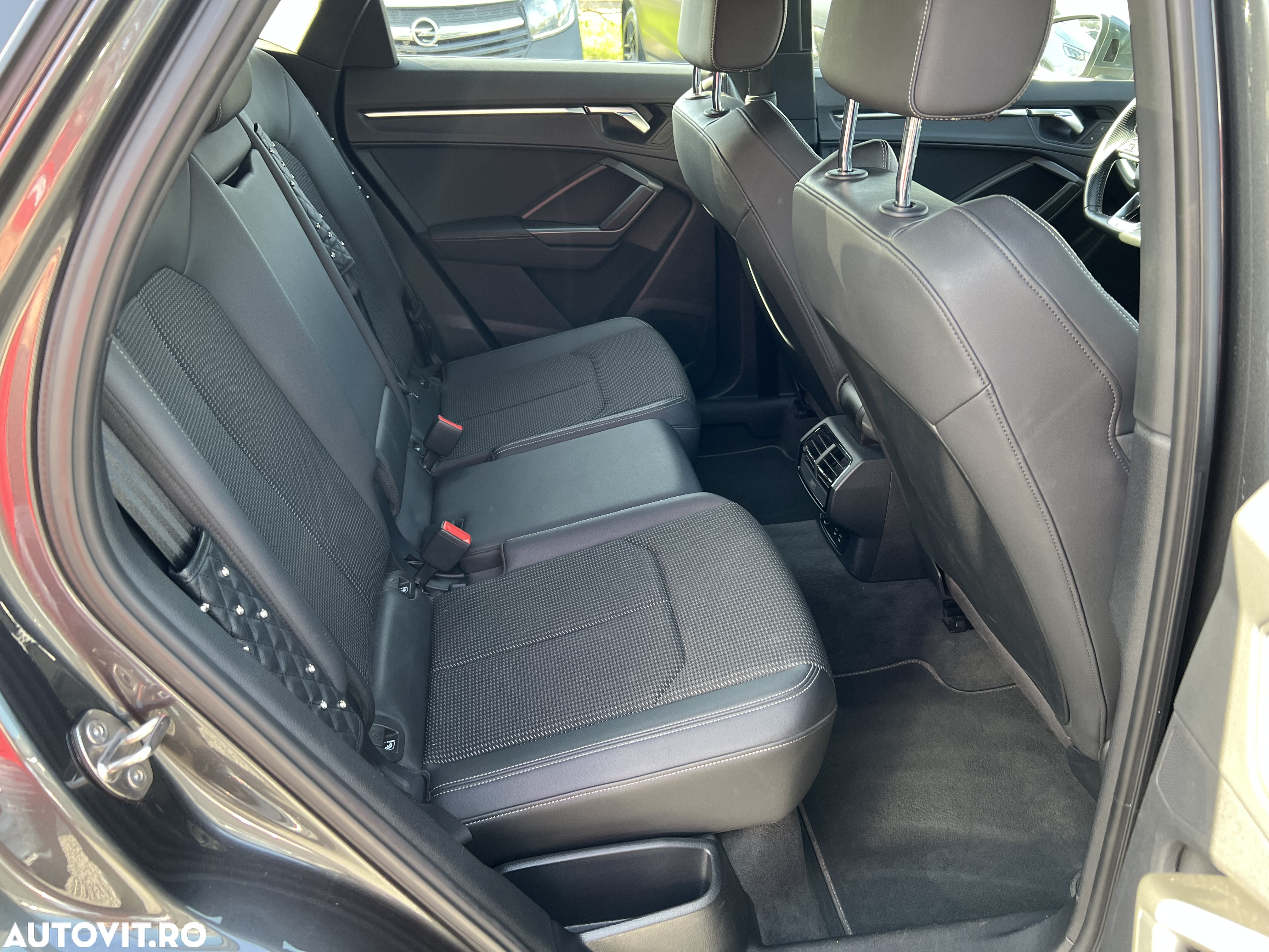 Audi Q3 2.0 35 TDI S tronic S Line - 10