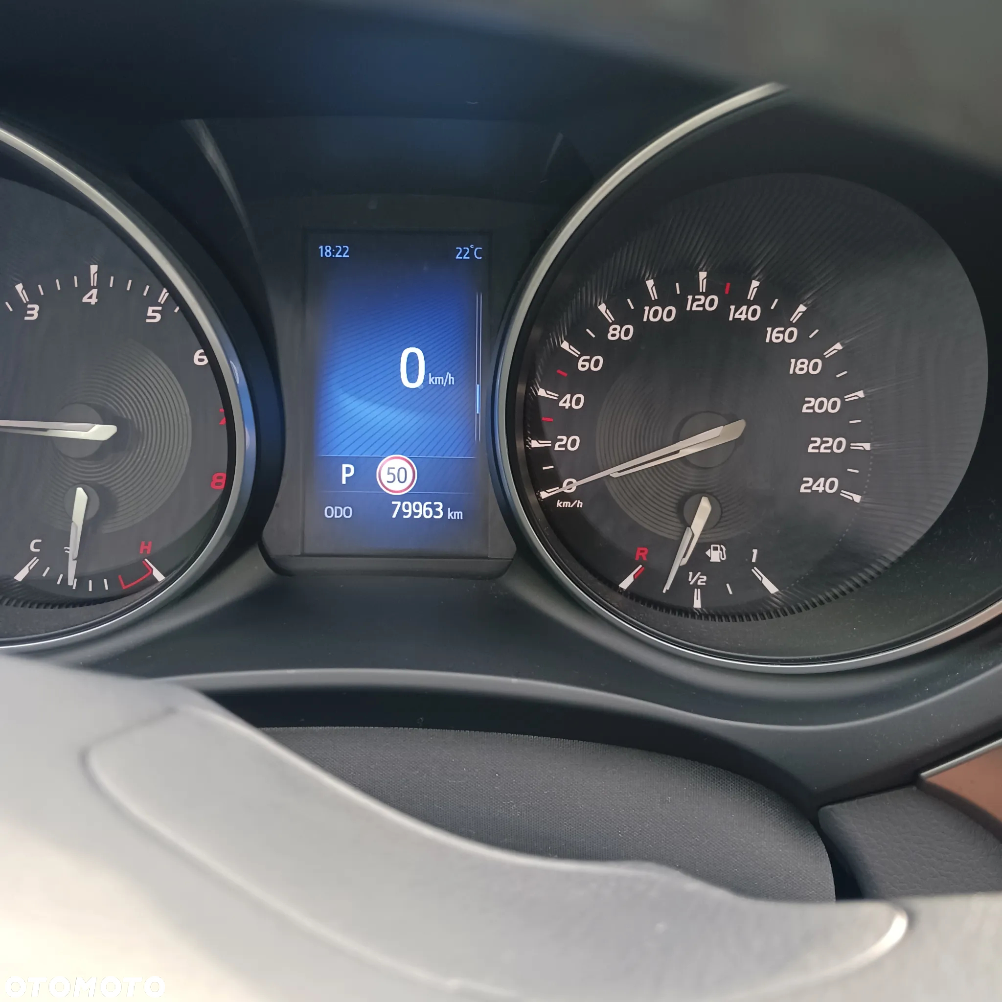 Toyota Avensis 1.8 Premium MS - 5