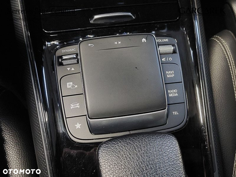 Mercedes-Benz GLA 220 d 4-Matic Style - 26