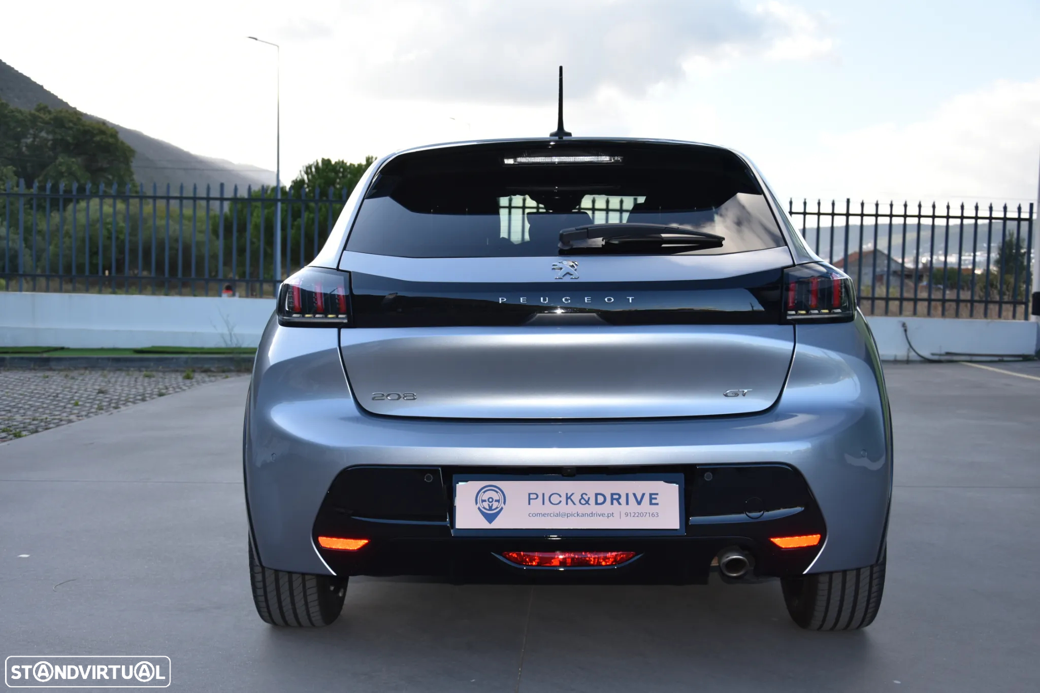 Peugeot 208 1.2 PureTech GT - 5