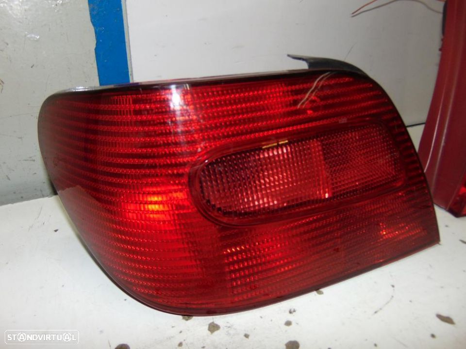 Toyota Corolla farolins - 11