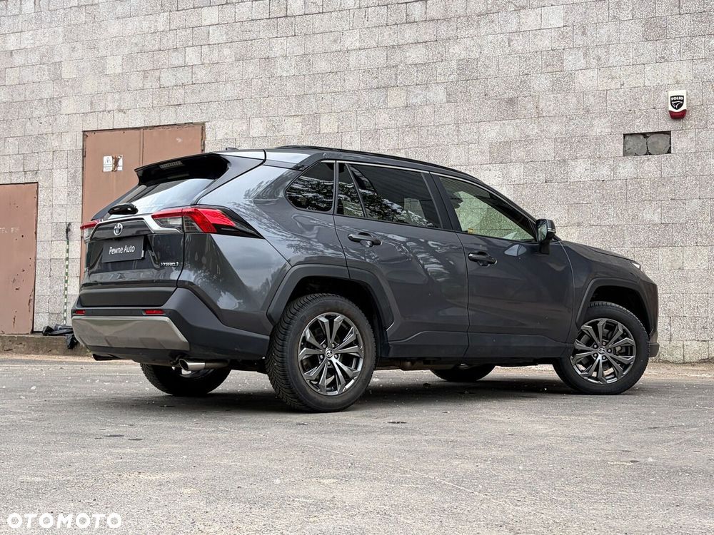Toyota RAV4 - 6
