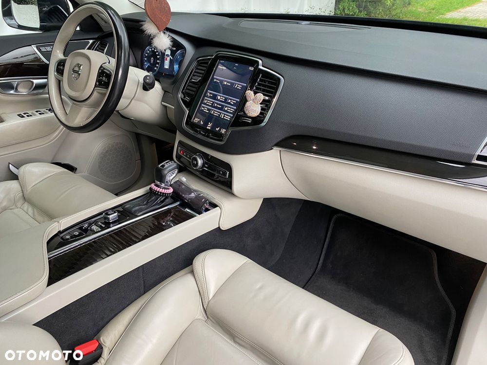 Volvo XC 90 D5 AWD Geartronic Inscription - 6