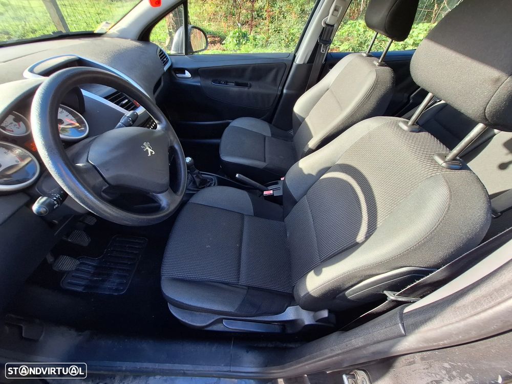 Peugeot 207 1.4 HDi Premium - 7