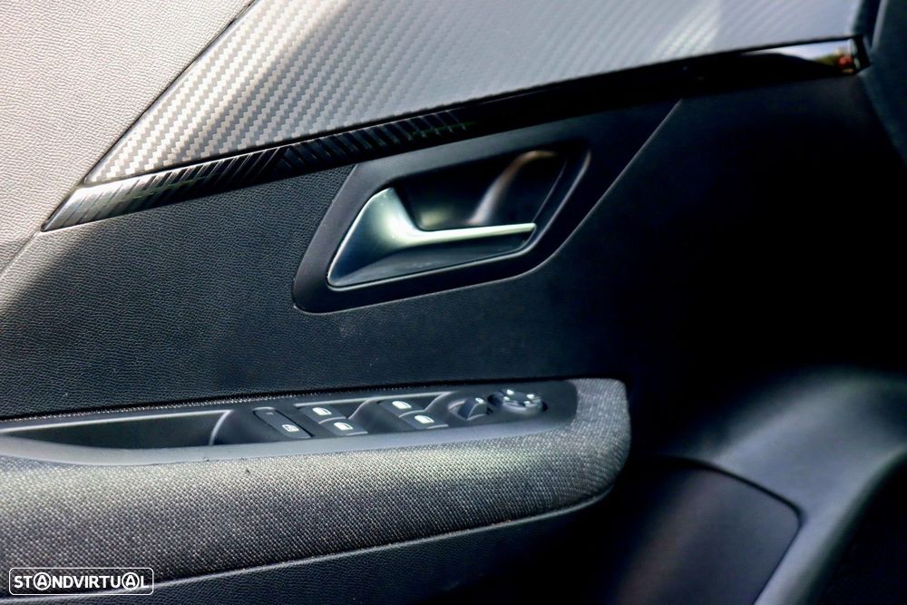 Peugeot 208 1.2 PureTech Active - 9