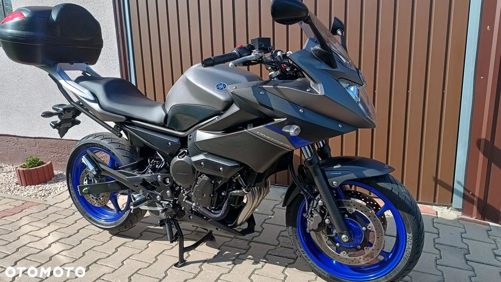 Yamaha XJ - 2