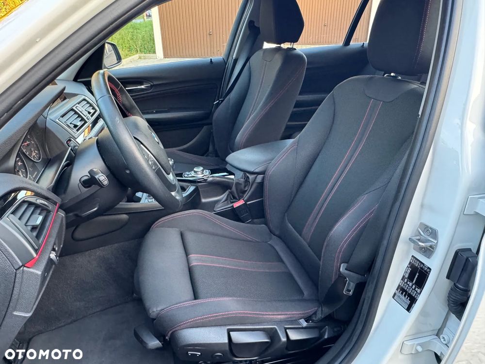 BMW Seria 1 118i Sport Line - 23