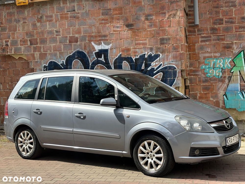Opel Zafira 1.6 - 5