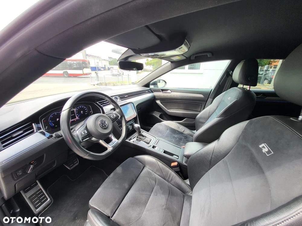 Volkswagen Arteon 2.0 TDI SCR R-Line DSG - 9