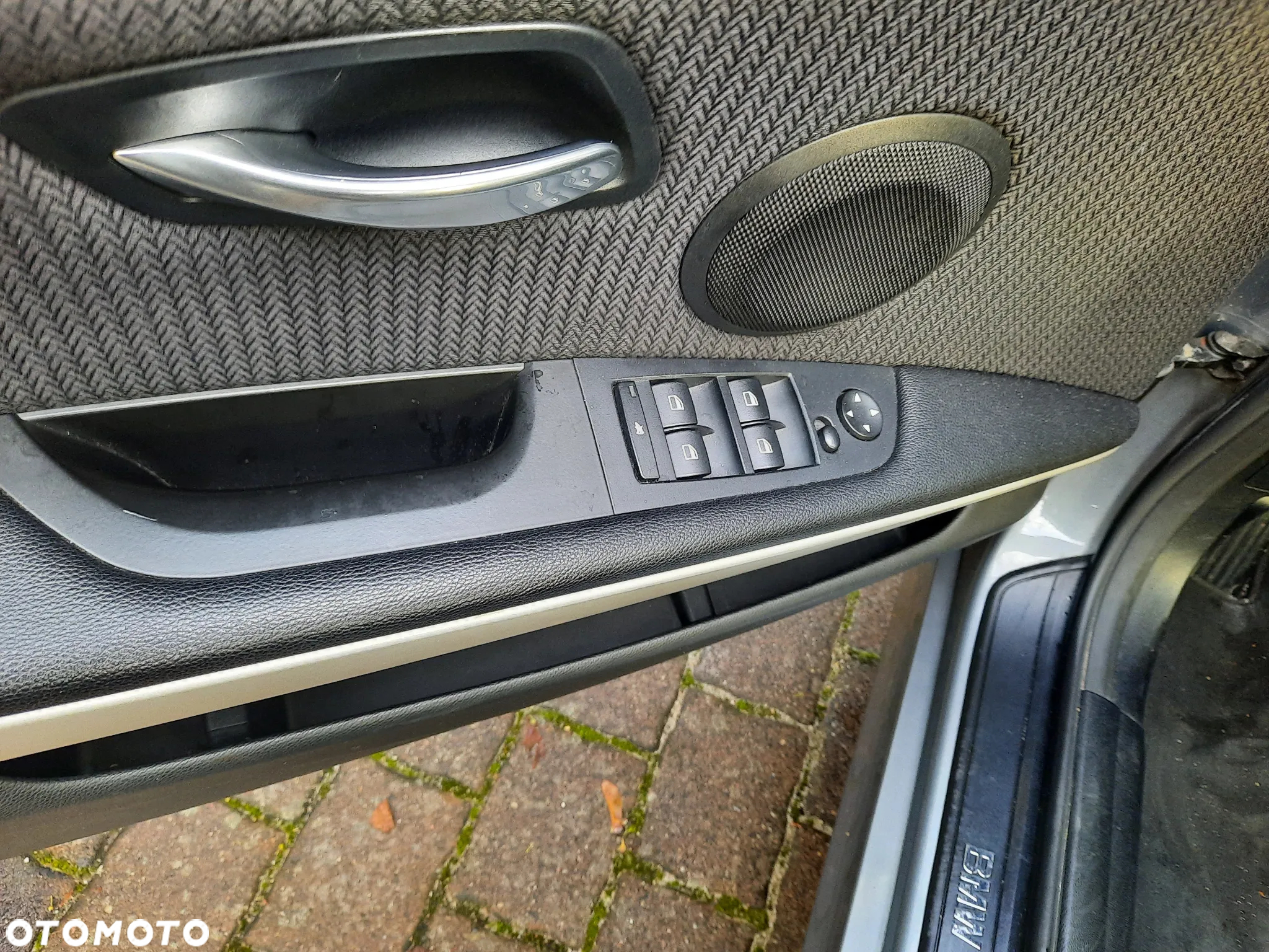 BMW Seria 3 318d DPF Touring - 15
