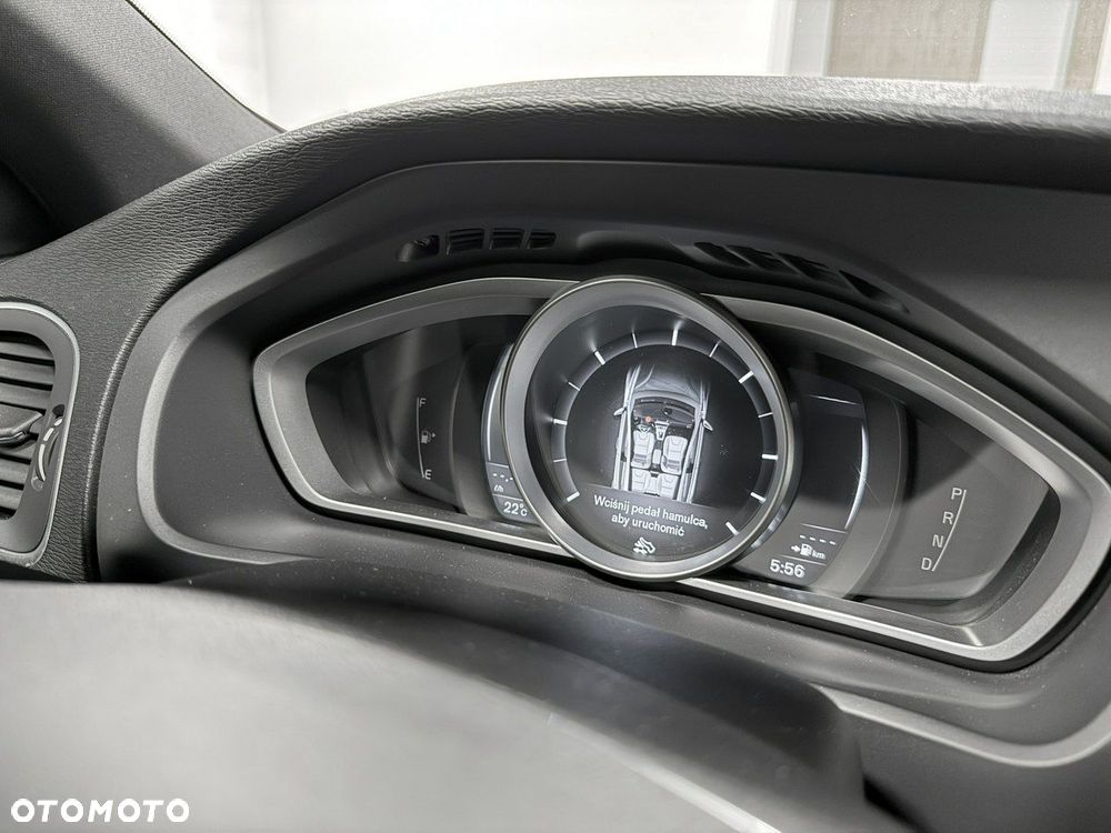 Volvo V40 D3 Drive-E SCR R-Design Momentum - 20