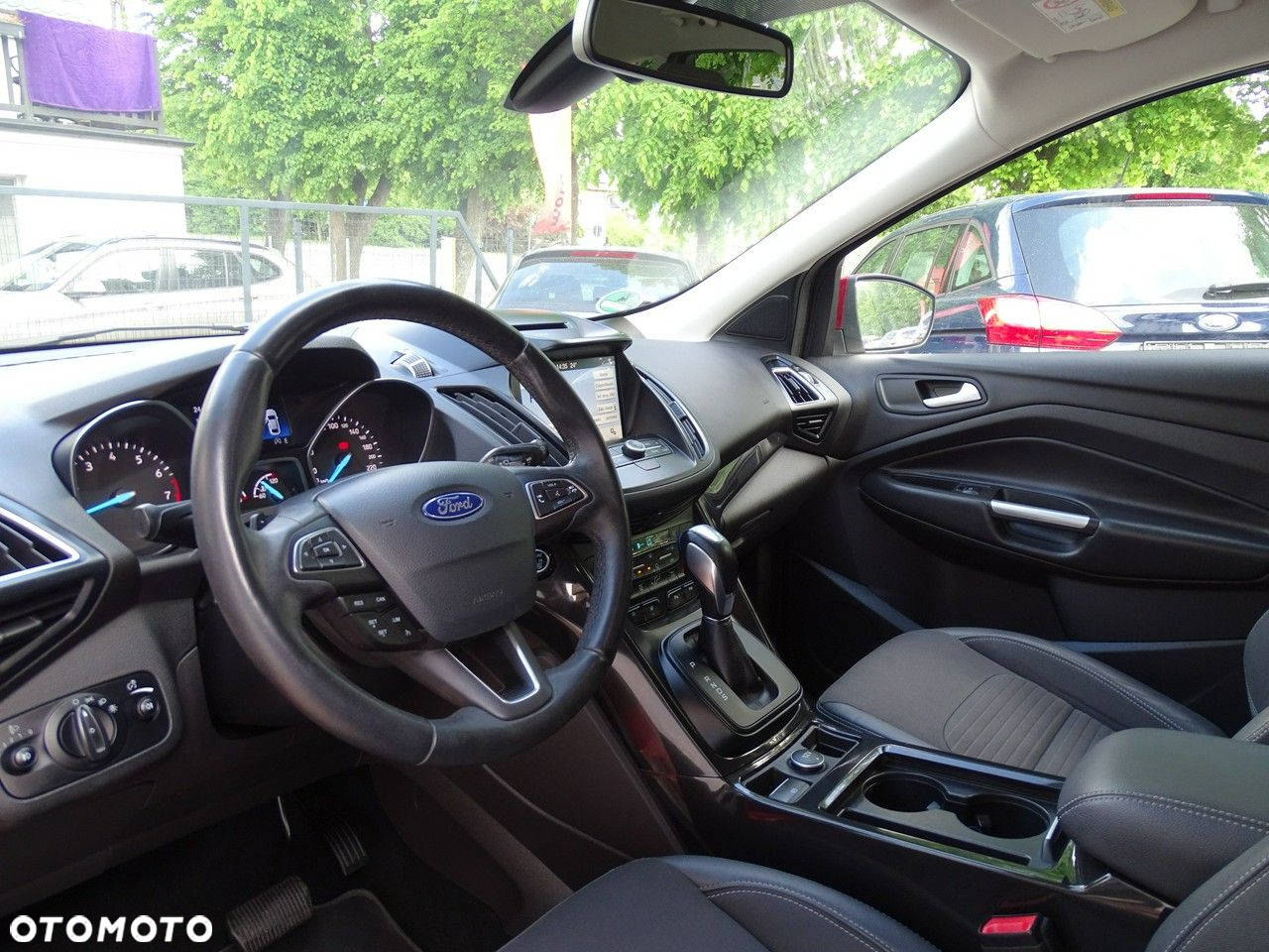 Ford Kuga - 13