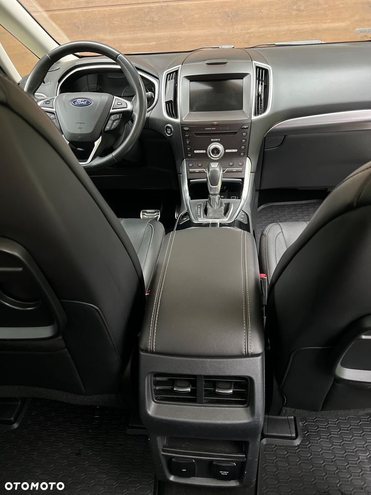 Ford S-Max 2.0 TDCi Titanium PowerShift - 20