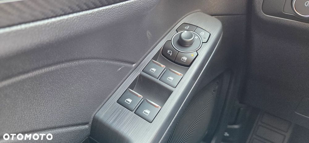 Ford Kuga 2.5 FHEV FWD ST-Line eCVT - 21
