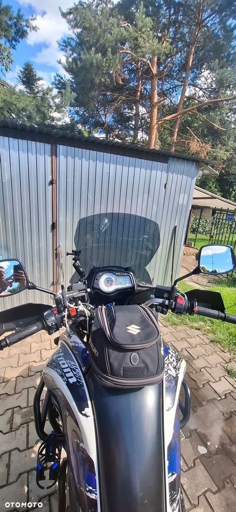 Suzuki V-STROM - 4