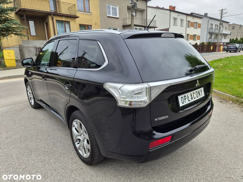 Mitsubishi Outlander 2.0 4WD Top - 2