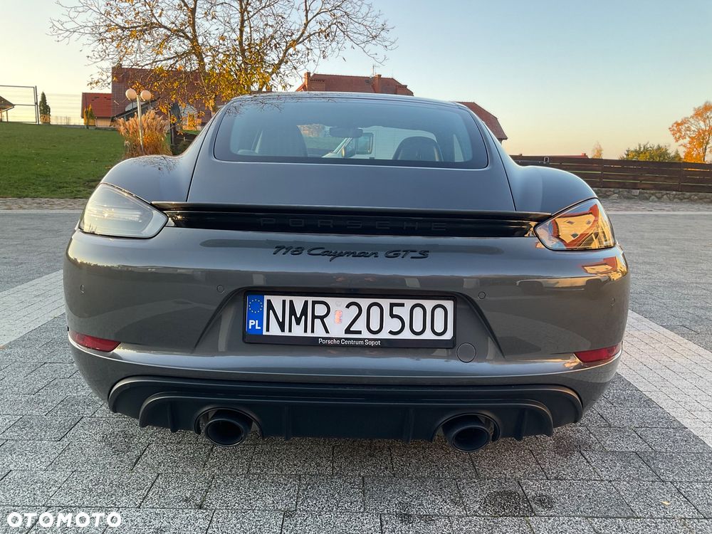 Porsche 718 Cayman - 4