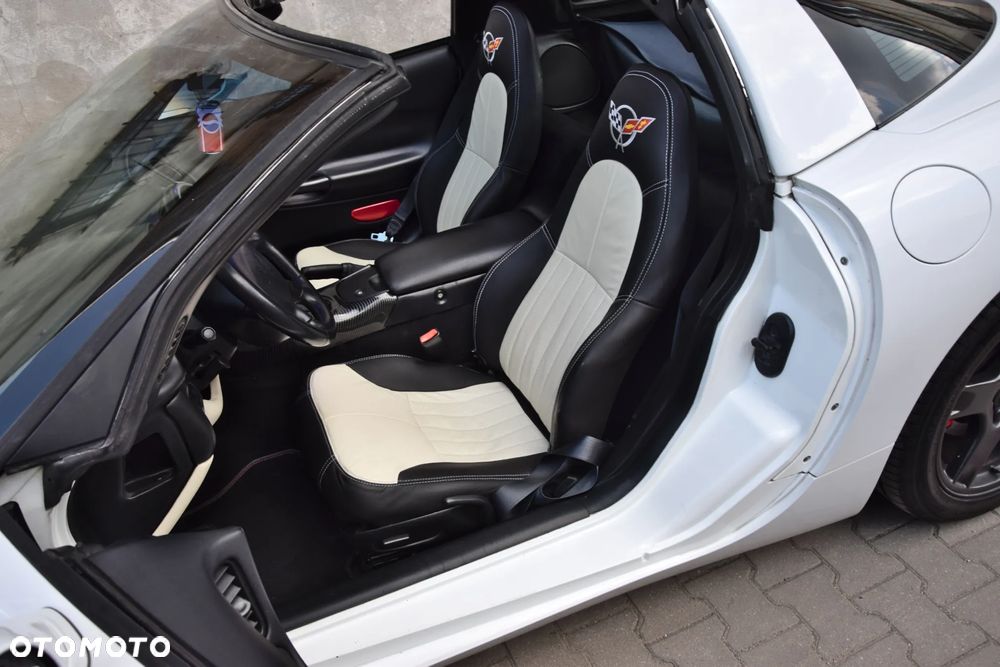 Chevrolet Corvette Coupe Automatik SB - 18