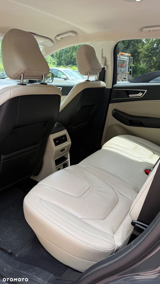 Ford Edge - 22