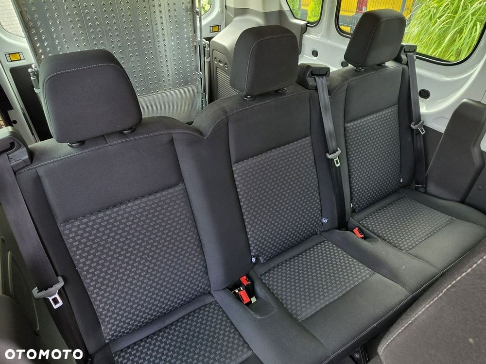 Ford Transit - 10