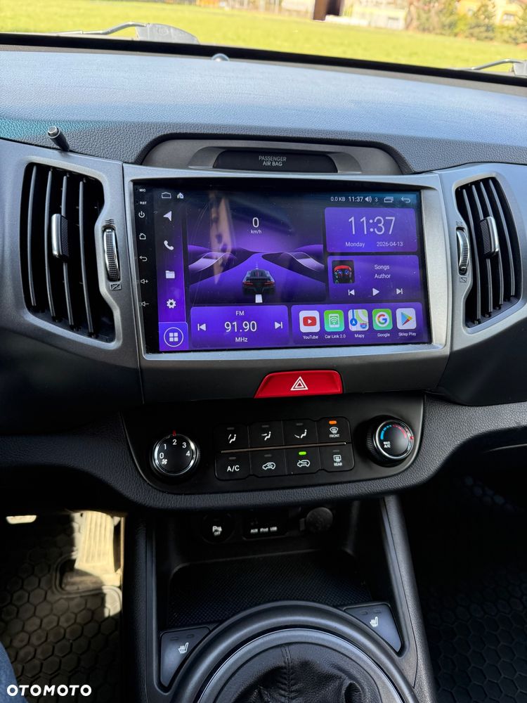 Kia Sportage 2,0 CRDI AWD Vision - 24
