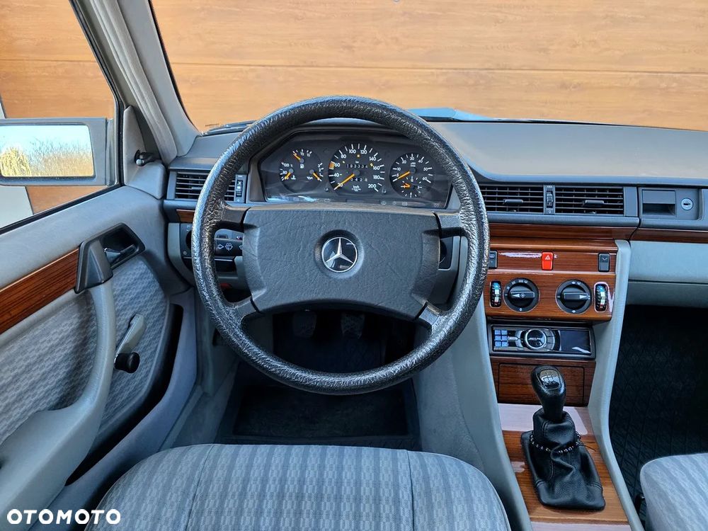 Mercedes-Benz W124 (1984-1993) - 5