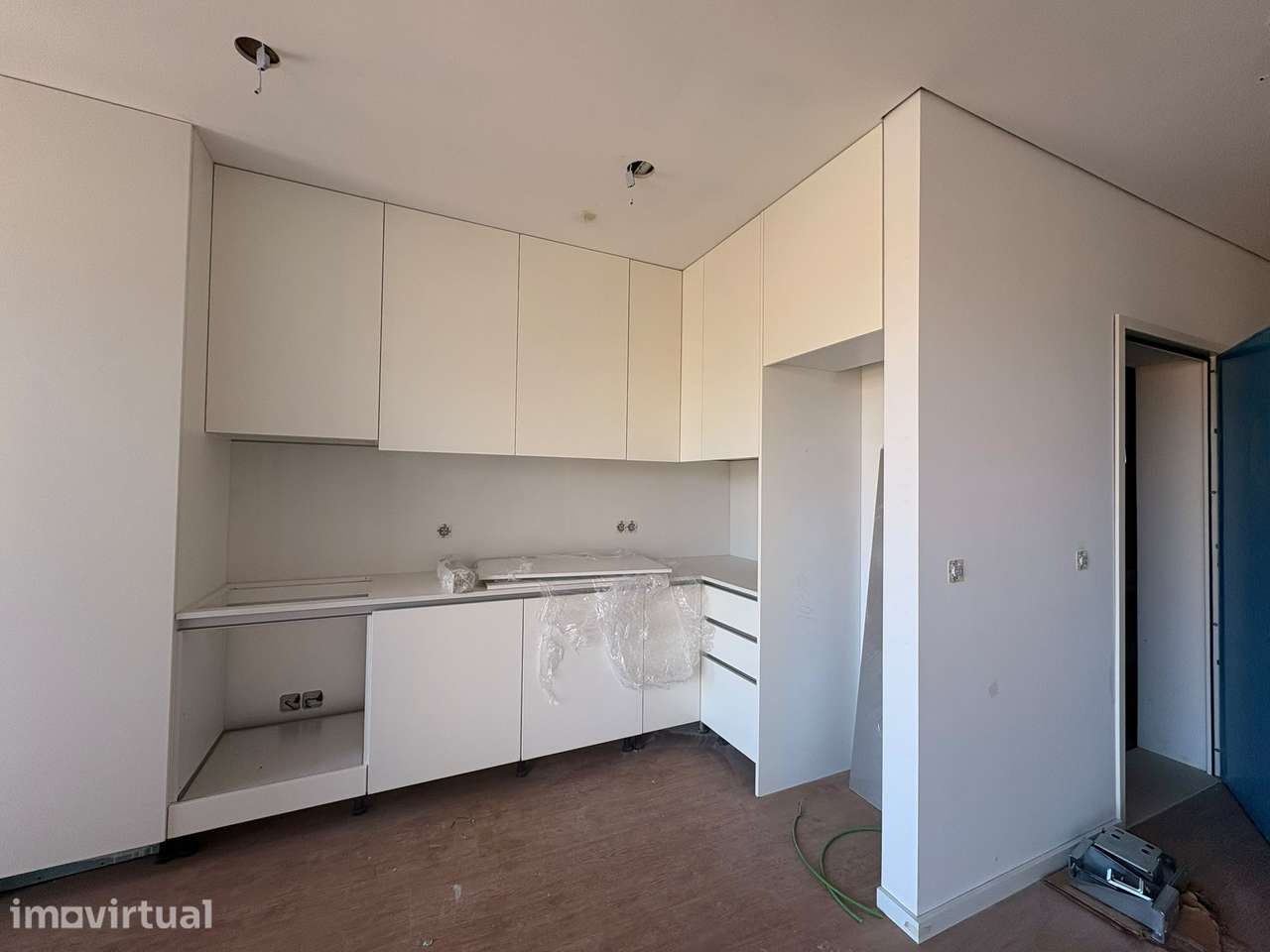 T2 Nova Construção - 2 Varandas e Garagem - Grande imagem: 5/14
