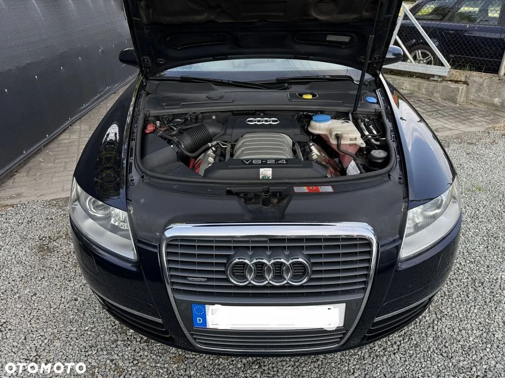 Audi A6 Avant 2.4 quattro - 12