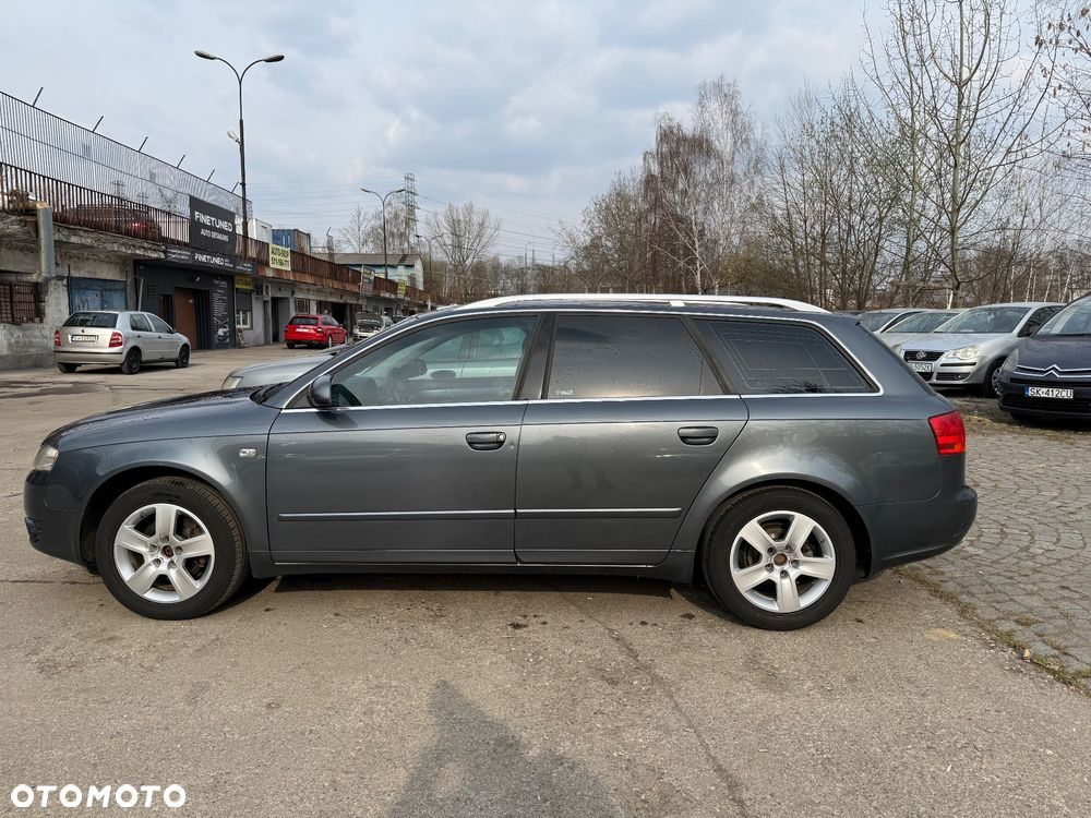 Audi A4 Avant - 4
