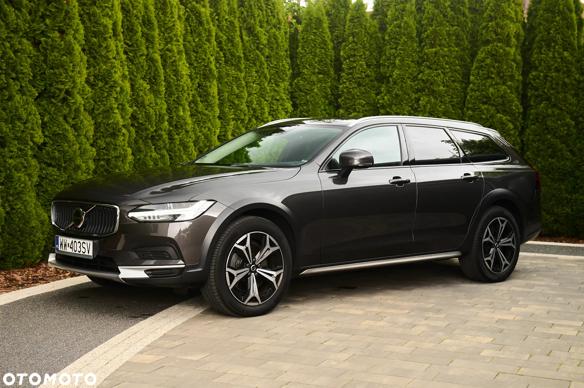 Volvo V90 Cross Country B4 D AWD Pro - 4
