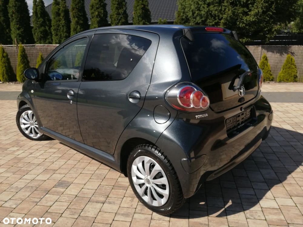 Toyota Aygo 1.0 VVT-i Luna EU5 - 8