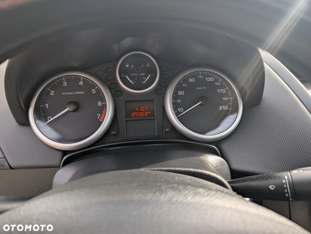 Peugeot 207 1.4 Presence - 10