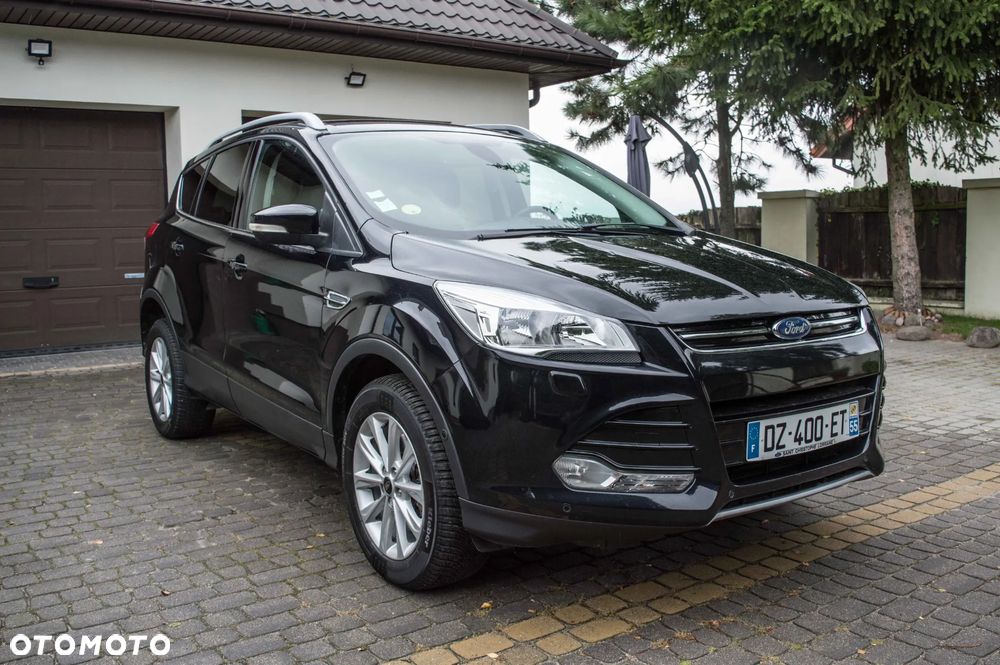 Ford Kuga 2.0 TDCi 2x4 Titanium - 1