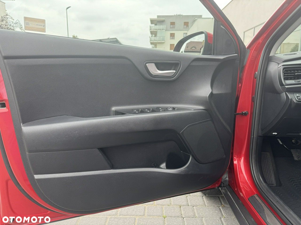Kia Stonic 1.2 M - 11