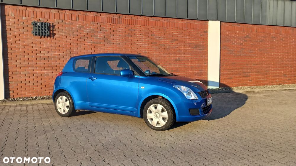 Suzuki Swift - 3