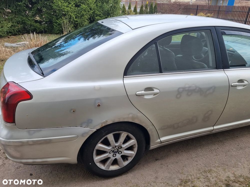 Toyota Avensis 2.0 D-4D High - 7