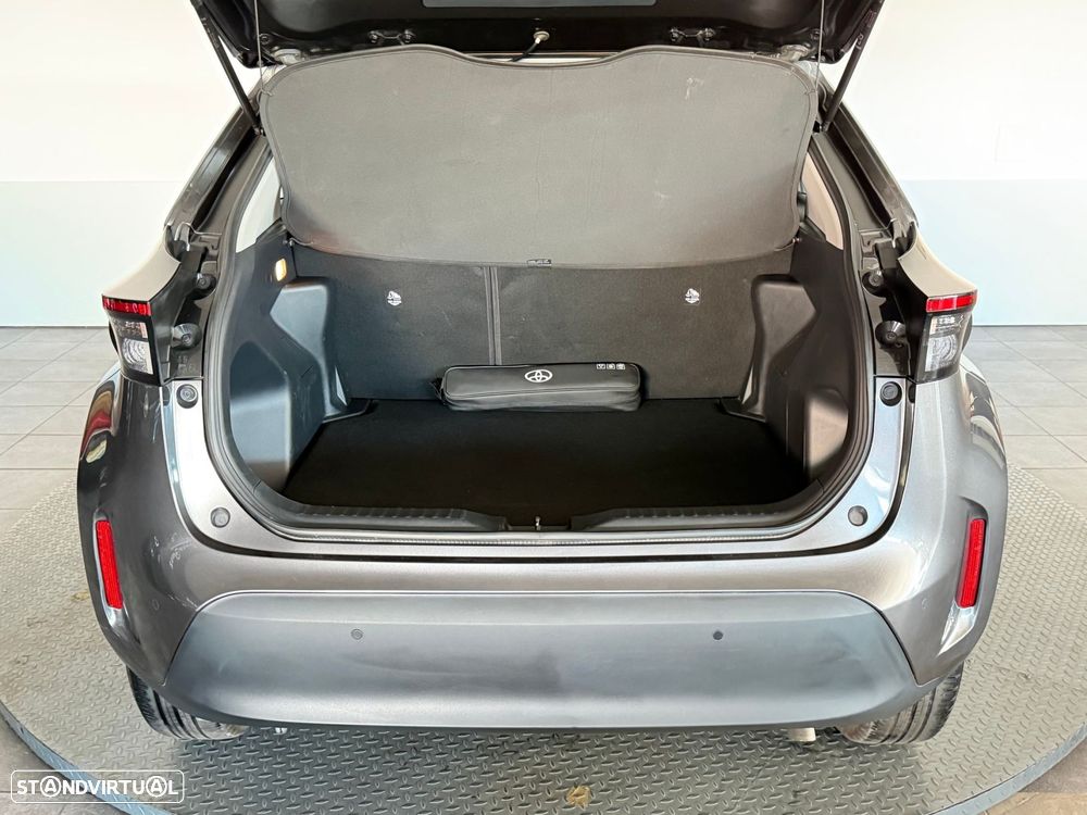 Toyota Yaris Cross 1.5 Hybrid Comfort Plus - 7