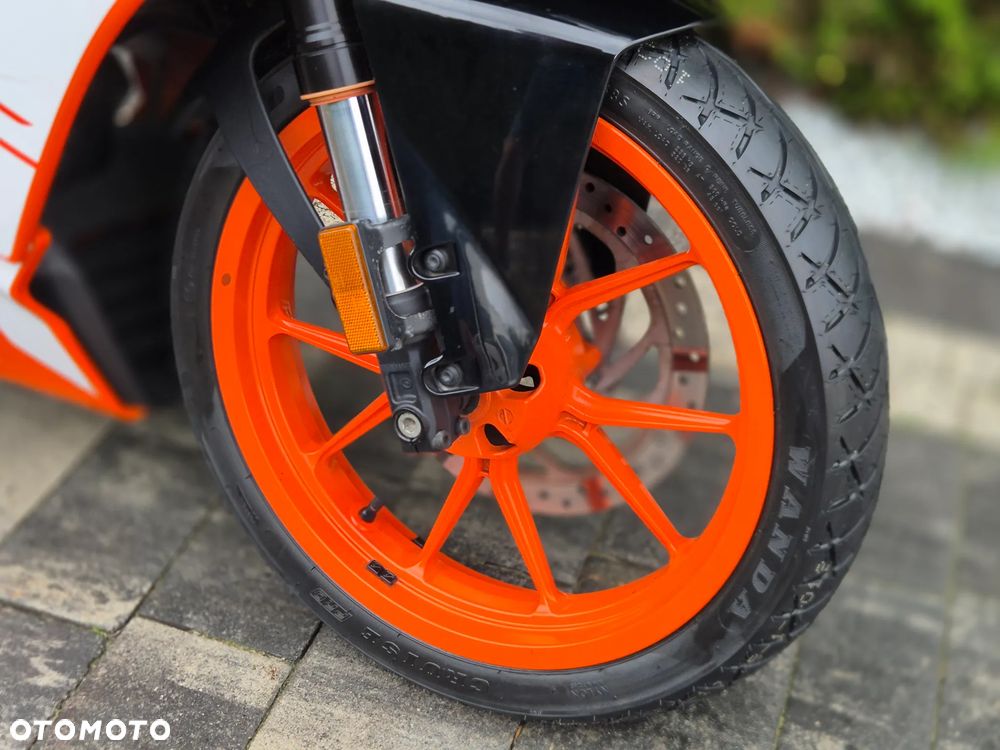 KTM RC 125 - 10