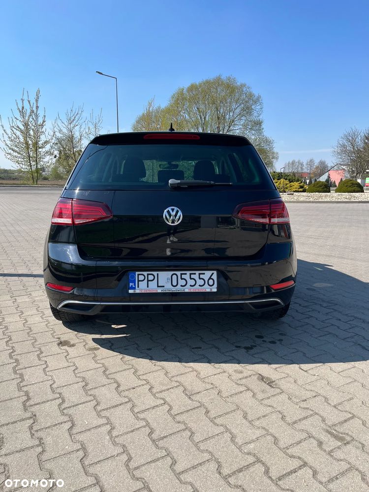 Volkswagen Golf - 5