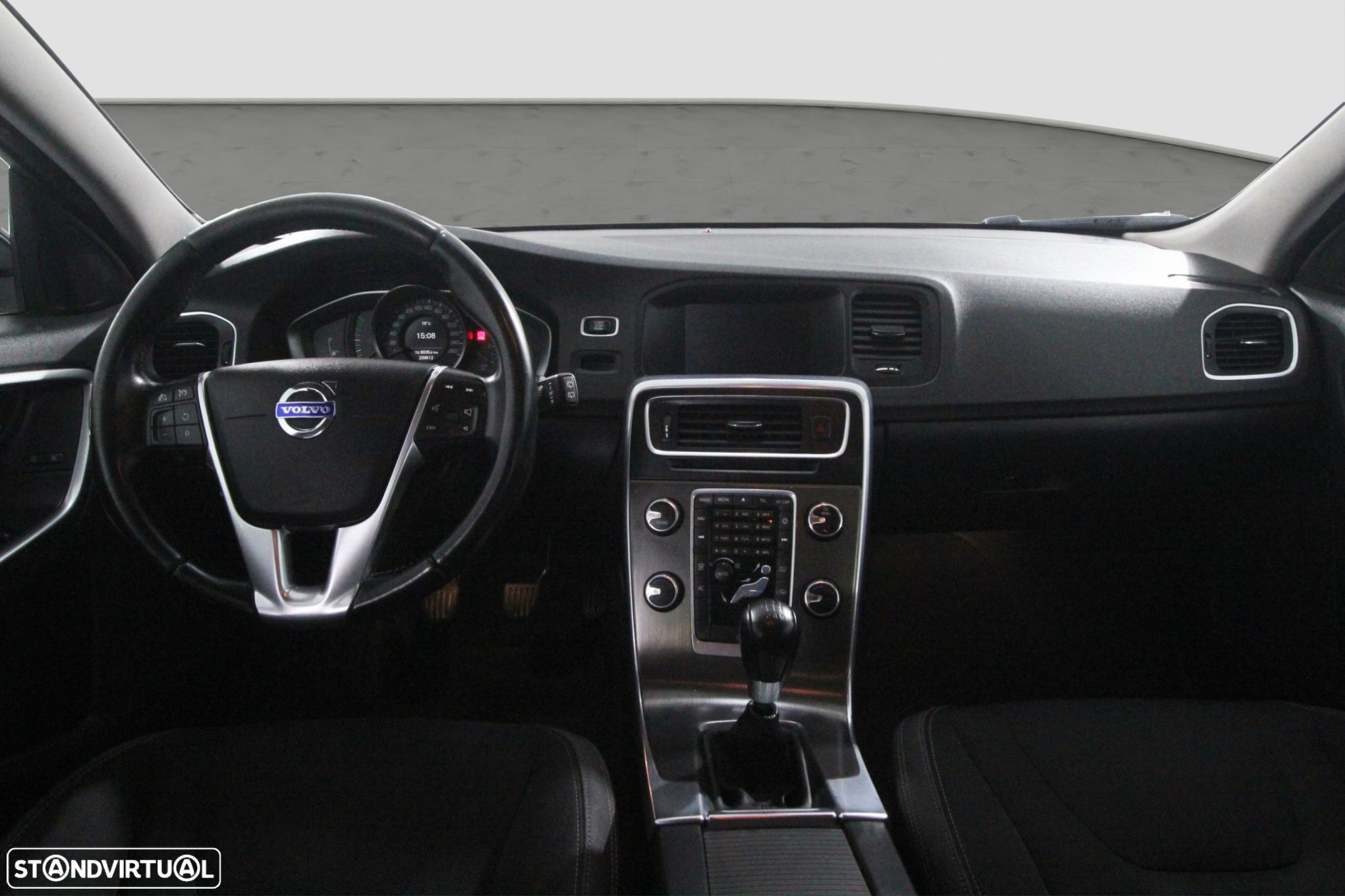 Volvo V60 1.6 D2 Momentum Eco - 12
