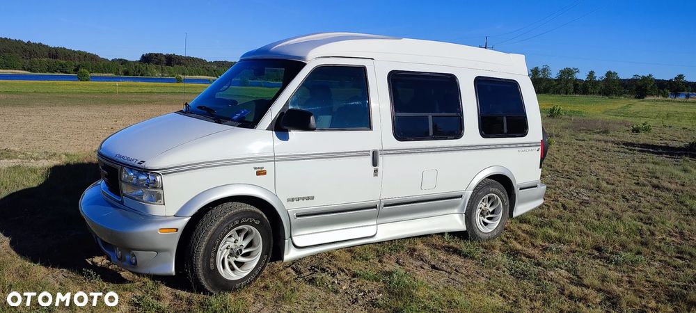 GMC Safari - 37